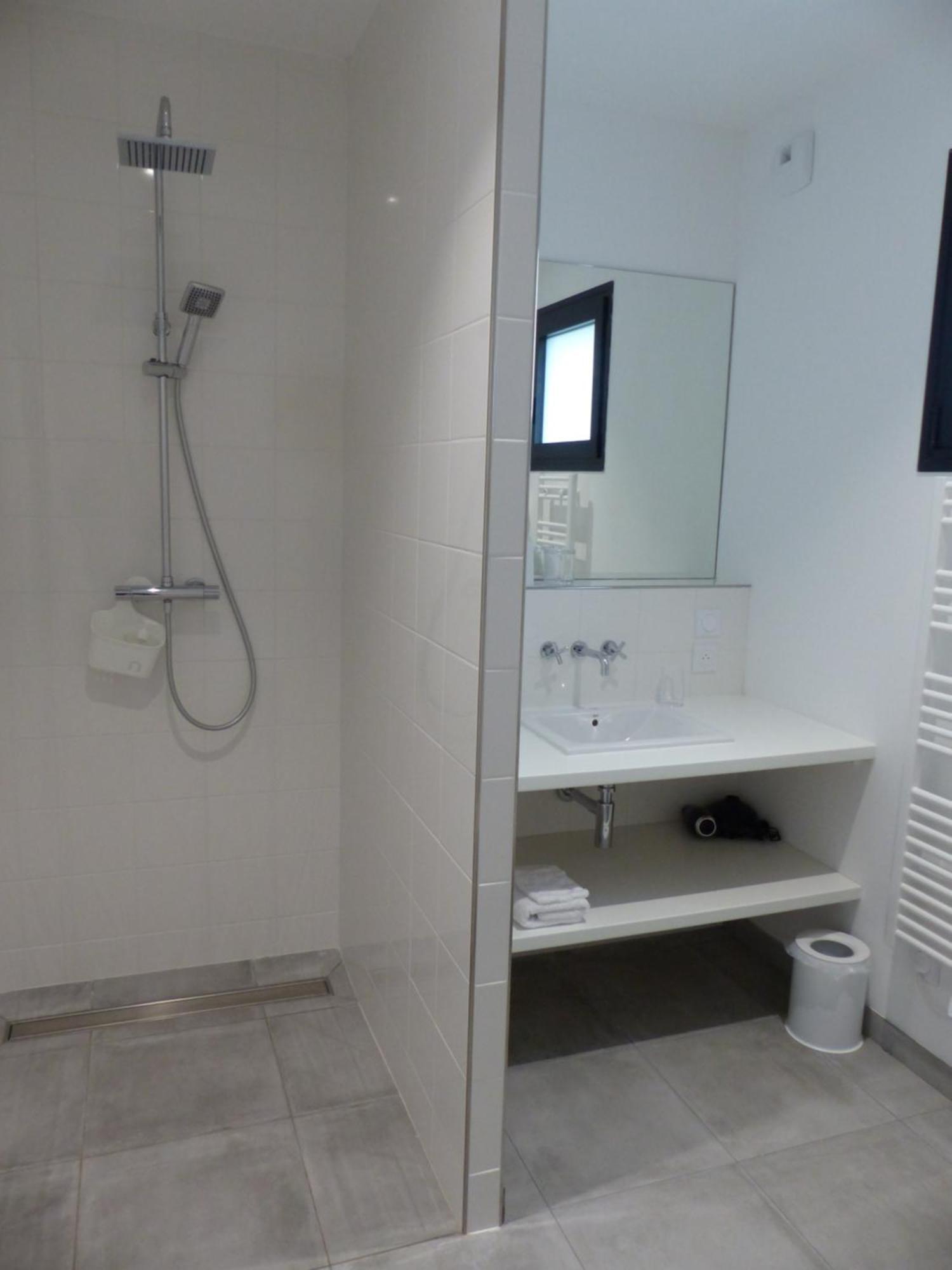 Les Chambres D'Hotes De Kerasquer Lannilis 外观 照片